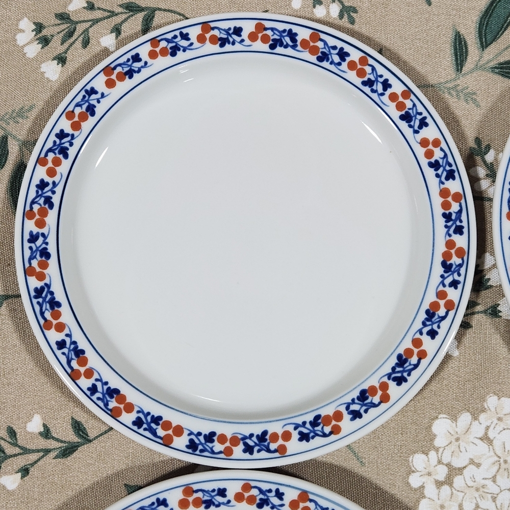 Dansk Bistro Kronborg Red Berries & Leaves Bread Plates Vintage Dansk NR Japan - Picture 4 of 10